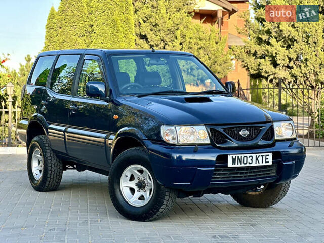 Синий Ниссан Terrano II, объемом двигателя 3 л и пробегом 168 тыс. км за 5500 $, фото 1 на Automoto.ua