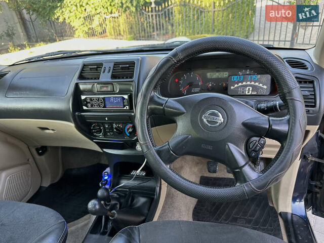 Синий Ниссан Terrano II, объемом двигателя 3 л и пробегом 168 тыс. км за 5500 $, фото 15 на Automoto.ua