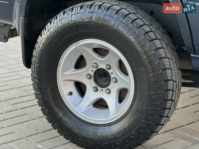 Синій Ніссан Terrano II, об'ємом двигуна 3 л та пробігом 168 тис. км за 4500 $, фото 22 на Automoto.ua