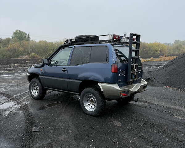 Синий Ниссан Terrano II, объемом двигателя 2.7 л и пробегом 200 тыс. км за 2500 $, фото 5 на Automoto.ua