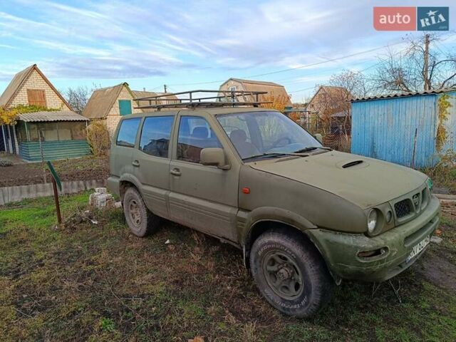 Зеленый Ниссан Terrano II, объемом двигателя 2.7 л и пробегом 327 тыс. км за 2400 $, фото 10 на Automoto.ua