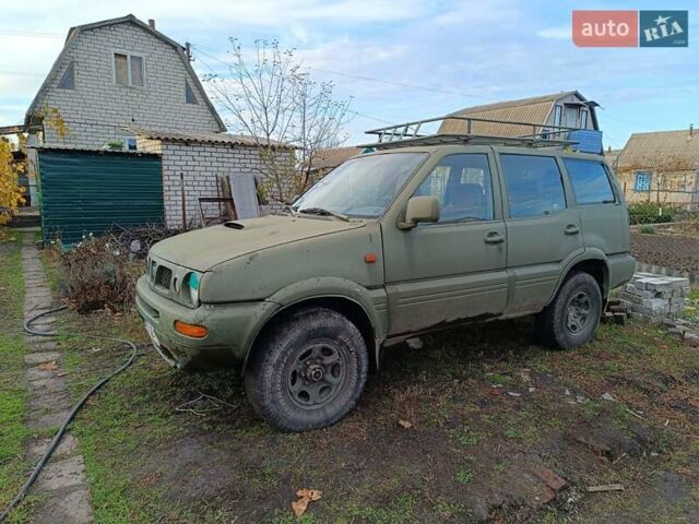 Зеленый Ниссан Terrano II, объемом двигателя 2.7 л и пробегом 327 тыс. км за 2400 $, фото 8 на Automoto.ua