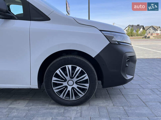 Білий Ніссан Townstar Van, об'ємом двигуна 0 л та пробігом 62 тис. км за 23245 $, фото 7 на Automoto.ua