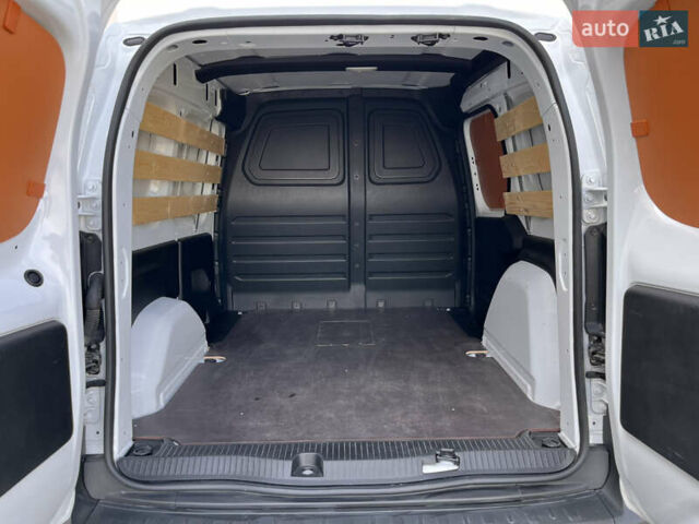 Білий Ніссан Townstar Van, об'ємом двигуна 0 л та пробігом 62 тис. км за 23245 $, фото 8 на Automoto.ua