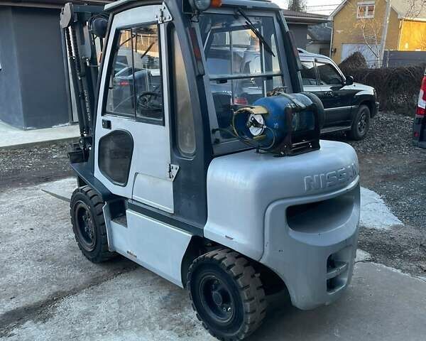 Черный Ниссан UGD, объемом двигателя 0 л и пробегом 0 тыс. км за 11658 $, фото 3 на Automoto.ua