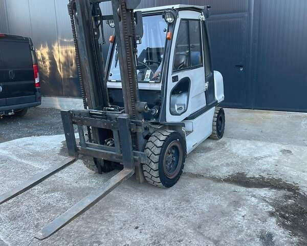 Черный Ниссан UGD, объемом двигателя 0 л и пробегом 0 тыс. км за 11658 $, фото 9 на Automoto.ua