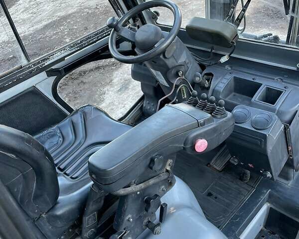 Черный Ниссан UGD, объемом двигателя 0 л и пробегом 0 тыс. км за 11658 $, фото 8 на Automoto.ua