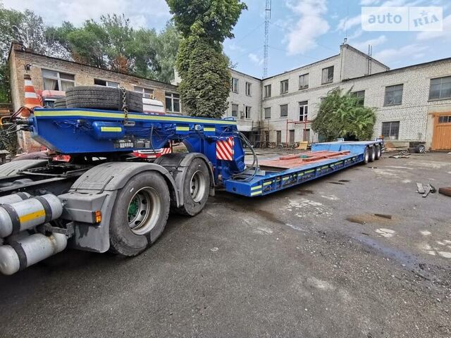 Синій Нутебум Euro, об'ємом двигуна 0 л та пробігом 100 тис. км за 73000 $, фото 5 на Automoto.ua