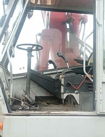 О&К MH 5 1993 в Мукачеве на Automoto.ua Красный О&К MH 5, объемом двигателя 0 л и пробегом 1 тыс. км за 10000 $, фото 1 на Automoto.ua