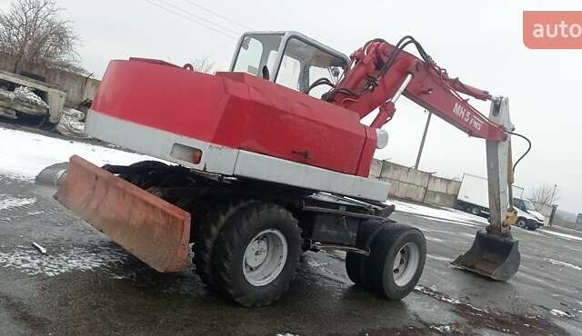 О&К MH 5 1993 в Мукачеве на Automoto.ua Красный О&К MH 5, объемом двигателя 0 л и пробегом 1 тыс. км за 10000 $, фото 2 на Automoto.ua