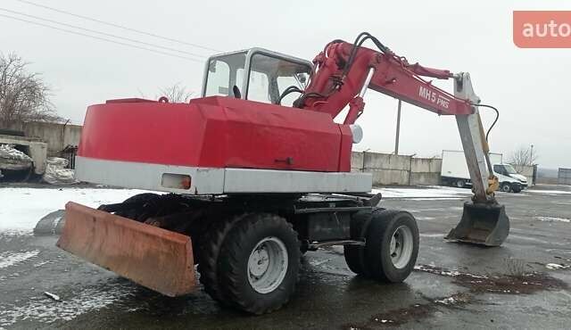 О&К MH 5 1993 в Мукачеве на Automoto.ua Красный О&К MH 5, объемом двигателя 0 л и пробегом 1 тыс. км за 10000 $, фото 5 на Automoto.ua