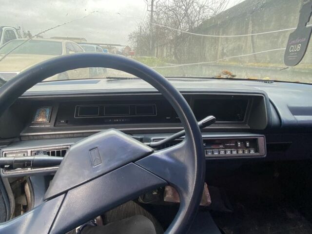 Белый Олдсмобиль Катласс, объемом двигателя 0 л и пробегом 300 тыс. км за 550 $, фото 7 на Automoto.ua