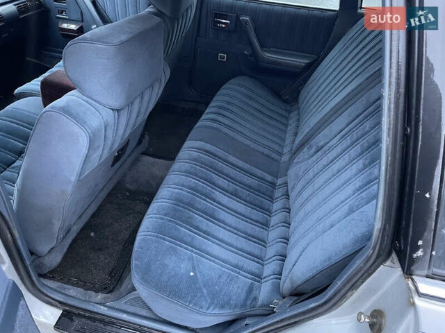 Серый Олдсмобиль Катласс, объемом двигателя 3.8 л и пробегом 240 тыс. км за 3000 $, фото 6 на Automoto.ua