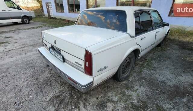 Бежевый Олдсмобиль Ninety Eidht, объемом двигателя 3.8 л и пробегом 200 тыс. км за 8000 $, фото 7 на Automoto.ua