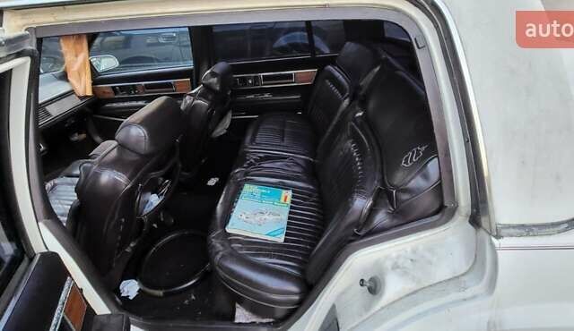 Бежевый Олдсмобиль Ninety Eidht, объемом двигателя 3.8 л и пробегом 200 тыс. км за 8000 $, фото 12 на Automoto.ua