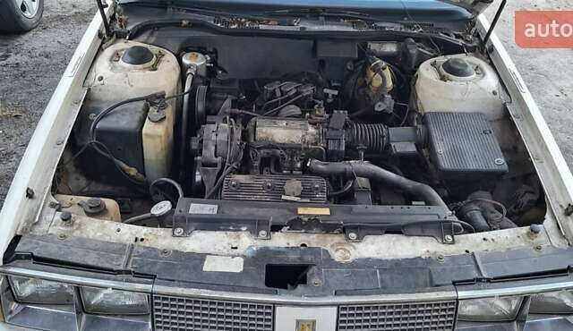 Бежевый Олдсмобиль Ninety Eidht, объемом двигателя 3.8 л и пробегом 200 тыс. км за 8000 $, фото 11 на Automoto.ua