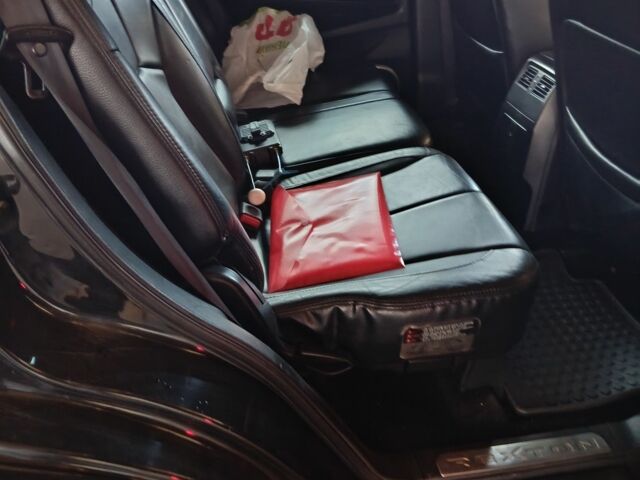 Черный Опель Адмирал, объемом двигателя 3 л и пробегом 280 тыс. км за 5300 $, фото 3 на Automoto.ua