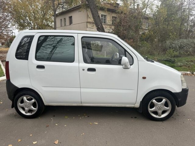 Белый Опель Агила, объемом двигателя 1 л и пробегом 190 тыс. км за 1999 $, фото 3 на Automoto.ua