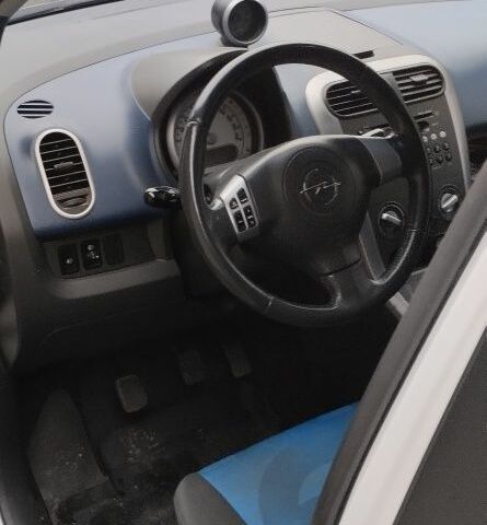 Белый Опель Агила, объемом двигателя 1.2 л и пробегом 246 тыс. км за 3950 $, фото 4 на Automoto.ua