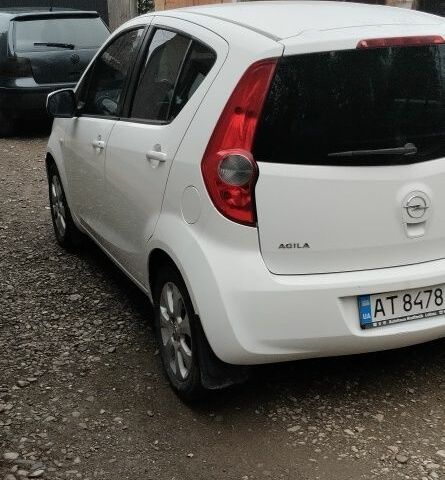 Белый Опель Агила, объемом двигателя 1.2 л и пробегом 246 тыс. км за 3950 $, фото 2 на Automoto.ua