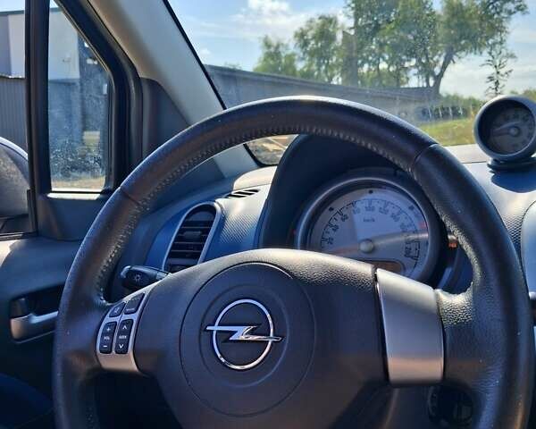 Опель Агила 2012 в Черновцах на Automoto.ua Белый Опель Агила, объемом двигателя 1.3 л и пробегом 83 тыс. км за 8450 $, фото 2 на Automoto.ua