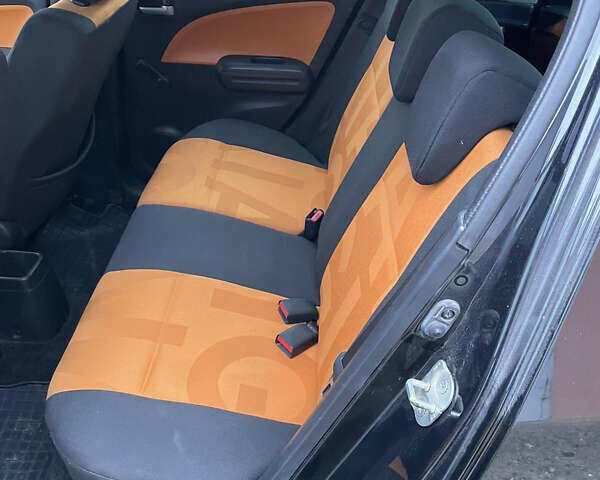 Черный Опель Агила, объемом двигателя 1.2 л и пробегом 195 тыс. км за 3999 $, фото 15 на Automoto.ua