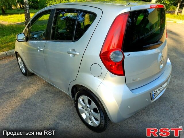 Серый Опель Агила, объемом двигателя 1.2 л и пробегом 220 тыс. км за 5400 $, фото 1 на Automoto.ua