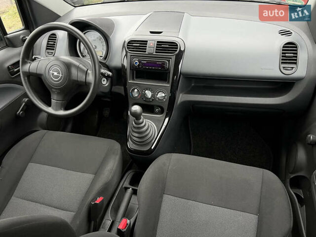 Серый Опель Агила, объемом двигателя 1 л и пробегом 70 тыс. км за 5500 $, фото 10 на Automoto.ua