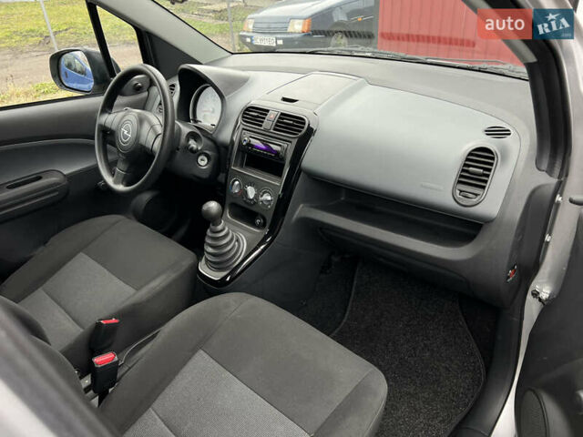 Серый Опель Агила, объемом двигателя 1 л и пробегом 70 тыс. км за 5500 $, фото 11 на Automoto.ua