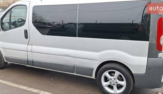 Серый Опель Агила, объемом двигателя 2 л и пробегом 338 тыс. км за 13600 $, фото 8 на Automoto.ua