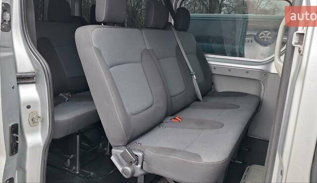 Серый Опель Агила, объемом двигателя 2 л и пробегом 338 тыс. км за 13600 $, фото 14 на Automoto.ua