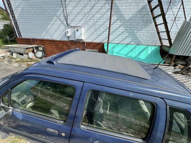 Синий Опель Агила, объемом двигателя 1 л и пробегом 110 тыс. км за 2000 $, фото 1 на Automoto.ua