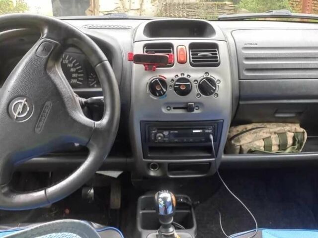 Синий Опель Агила, объемом двигателя 1.2 л и пробегом 300 тыс. км за 2700 $, фото 4 на Automoto.ua