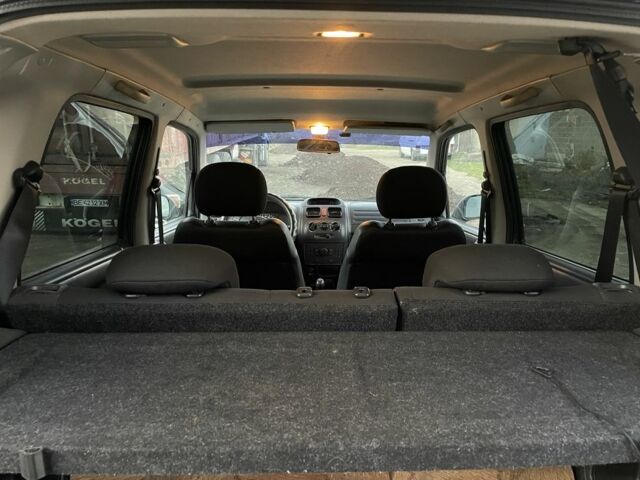 Синий Опель Агила, объемом двигателя 1 л и пробегом 184 тыс. км за 3500 $, фото 15 на Automoto.ua