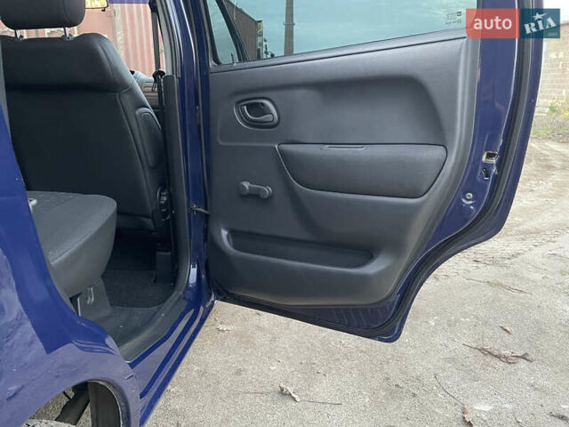 Синий Опель Агила, объемом двигателя 1 л и пробегом 184 тыс. км за 3500 $, фото 15 на Automoto.ua