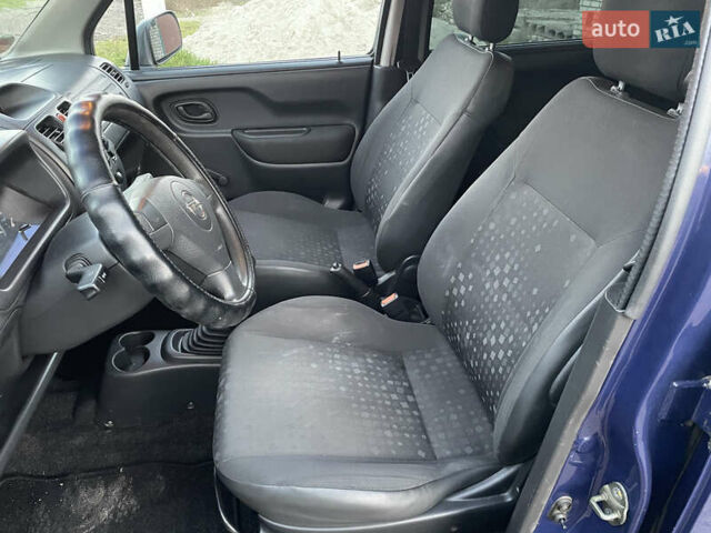 Синий Опель Агила, объемом двигателя 1 л и пробегом 184 тыс. км за 3500 $, фото 8 на Automoto.ua