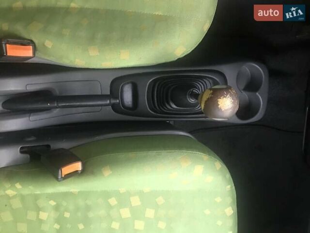 Опель Агила 2000 в Ужгороде на Automoto.ua Зеленый Опель Агила, объемом двигателя 1.2 л и пробегом 201 тыс. км за 3350 $, фото 6 на Automoto.ua