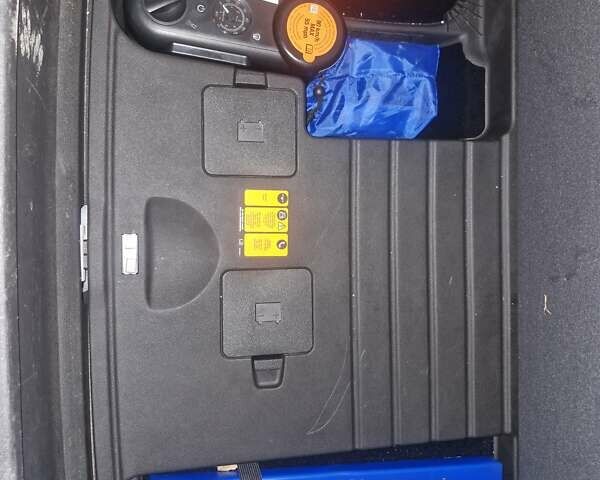 Белый Опель Ампера, объемом двигателя 1.4 л и пробегом 102 тыс. км за 11000 $, фото 14 на Automoto.ua