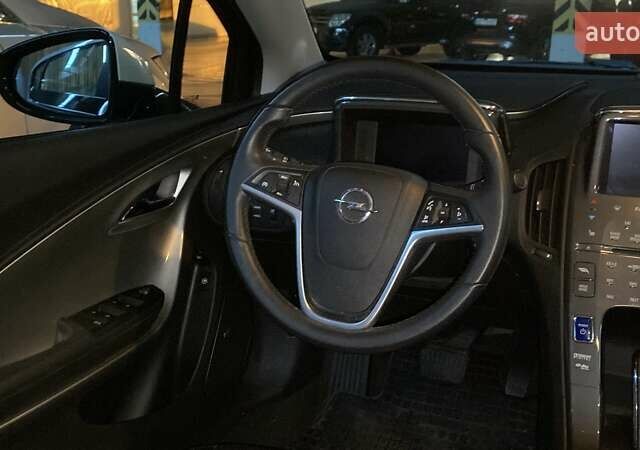 Белый Опель Ампера, объемом двигателя 1.4 л и пробегом 102 тыс. км за 11000 $, фото 6 на Automoto.ua