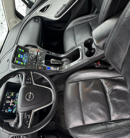 Белый Опель Ампера, объемом двигателя 1.4 л и пробегом 207 тыс. км за 9300 $, фото 14 на Automoto.ua