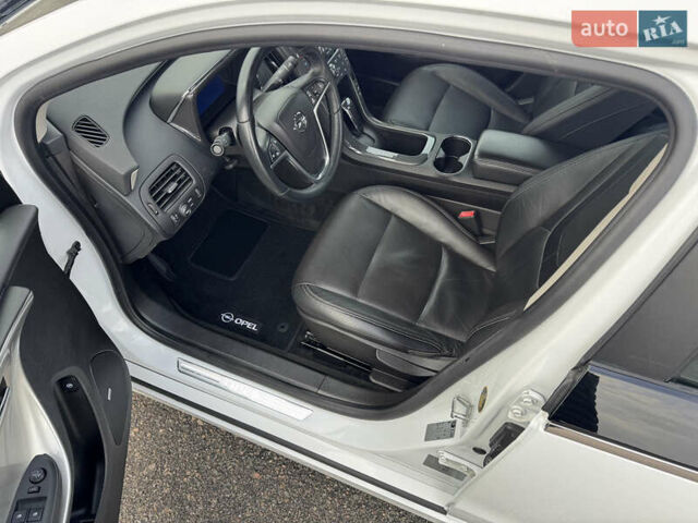 Белый Опель Ампера, объемом двигателя 1.4 л и пробегом 202 тыс. км за 9900 $, фото 45 на Automoto.ua