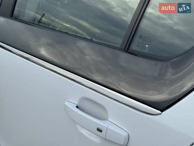 Белый Опель Ампера, объемом двигателя 1.4 л и пробегом 202 тыс. км за 9900 $, фото 26 на Automoto.ua