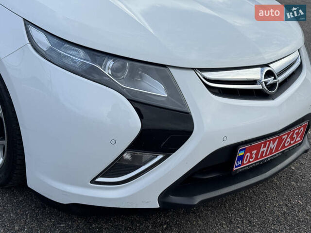 Белый Опель Ампера, объемом двигателя 1.4 л и пробегом 202 тыс. км за 9900 $, фото 19 на Automoto.ua