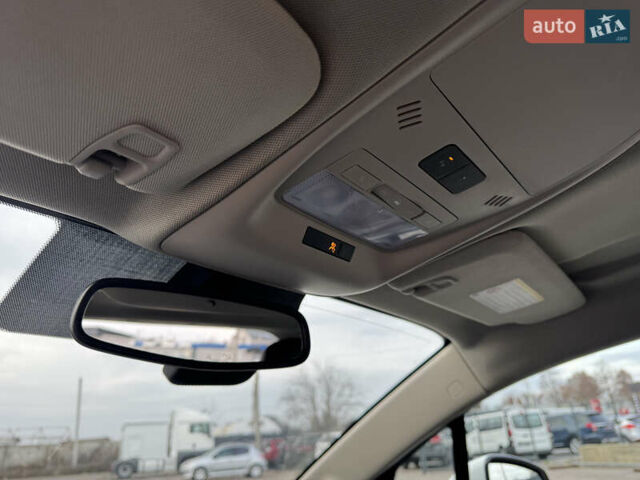 Белый Опель Ампера, объемом двигателя 1.4 л и пробегом 202 тыс. км за 9900 $, фото 39 на Automoto.ua