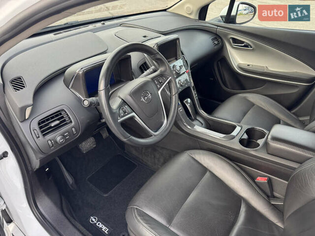 Белый Опель Ампера, объемом двигателя 1.4 л и пробегом 202 тыс. км за 9900 $, фото 32 на Automoto.ua