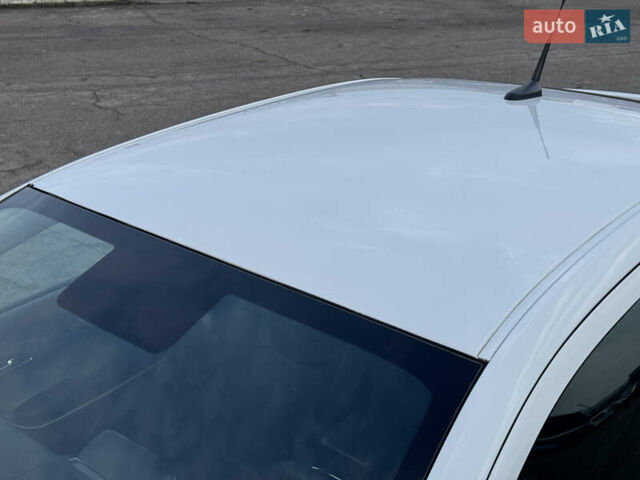 Белый Опель Ампера, объемом двигателя 1.4 л и пробегом 202 тыс. км за 9900 $, фото 24 на Automoto.ua