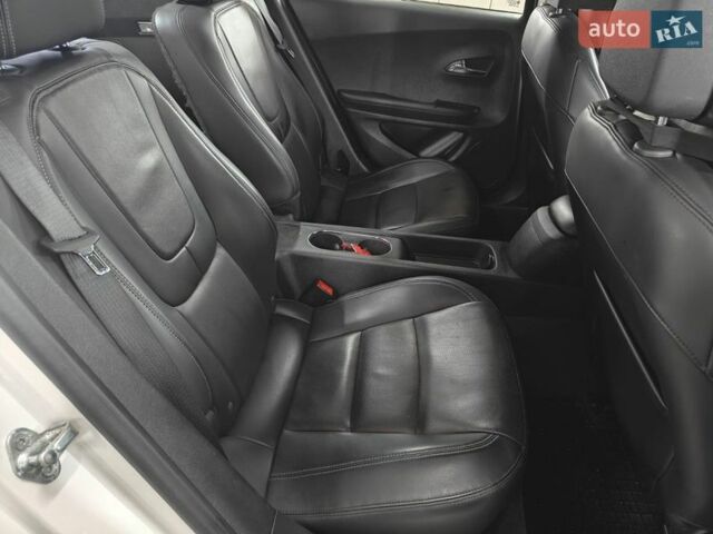 Белый Опель Ампера, объемом двигателя 1.4 л и пробегом 294 тыс. км за 12000 $, фото 40 на Automoto.ua