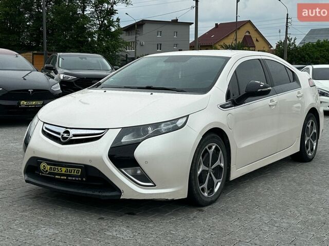 Белый Опель Ампера, объемом двигателя 1.4 л и пробегом 209 тыс. км за 8900 $, фото 2 на Automoto.ua
