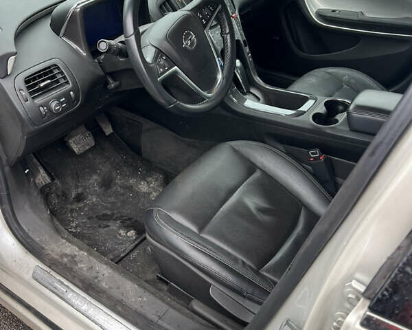 Белый Опель Ампера, объемом двигателя 1.4 л и пробегом 107 тыс. км за 11500 $, фото 5 на Automoto.ua