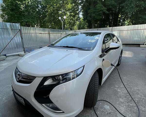 Білий Опель Ампера, об'ємом двигуна 1.4 л та пробігом 180 тис. км за 10000 $, фото 1 на Automoto.ua